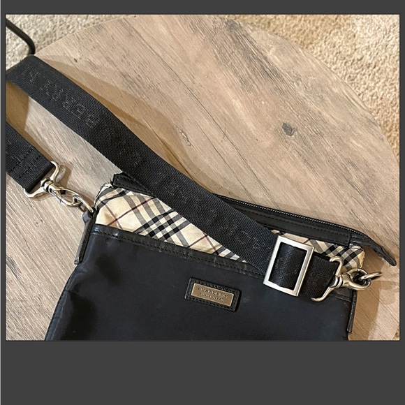 Burberry Black Label Crossbody Bag - Picture 5 of 7
